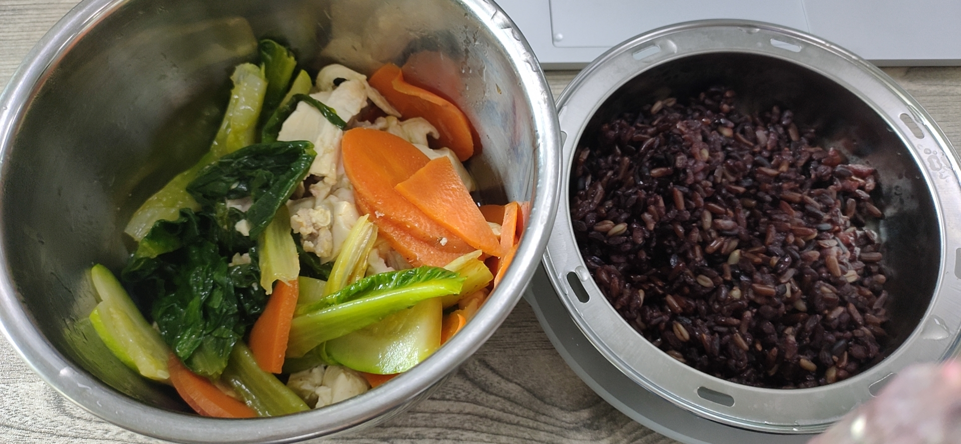 限制能量平衡膳食女生减肥食谱法